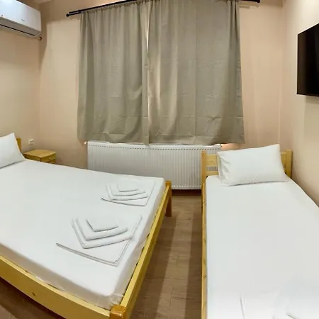 петропавловската къща Хостел Лясковец