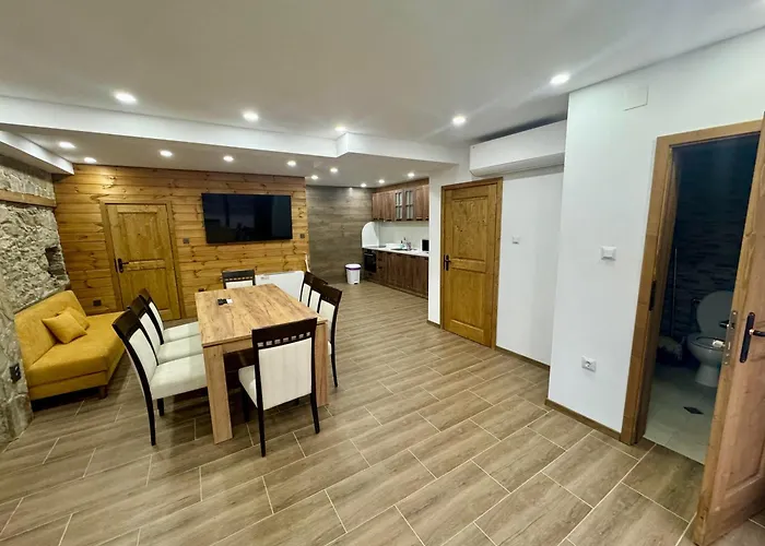 петропавловската къща 호스텔 Lyaskovets