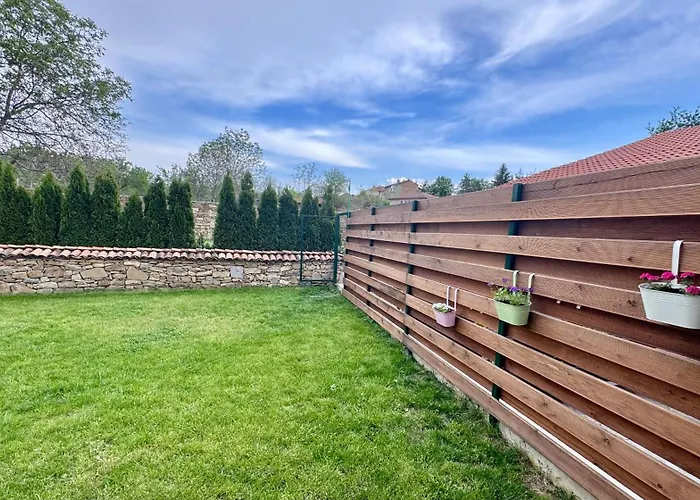 петропавловската къща Hostel *